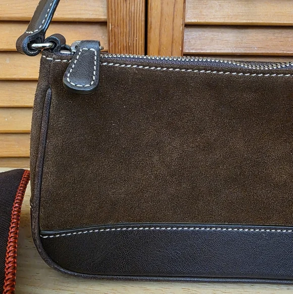 Vintage Coach Hampton Demi Baguette Brown Suede And Leather Shoulder Bag - Picture 2 of 16